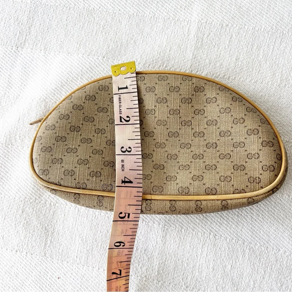 GUCCI Vintage Small Cosmetic Case Authentic GG - Picture 7 of 8